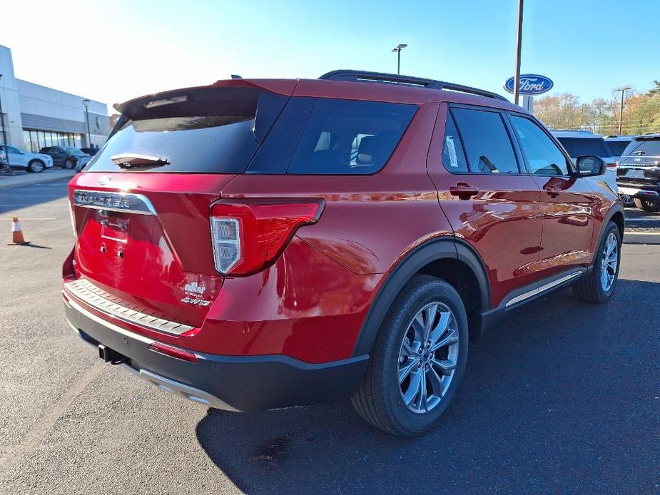 new 2024 Ford Explorer car, priced at $48,824