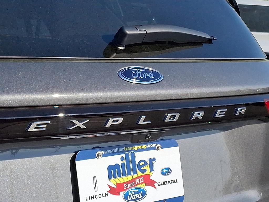 new 2025 Ford Explorer car, priced at $48,205