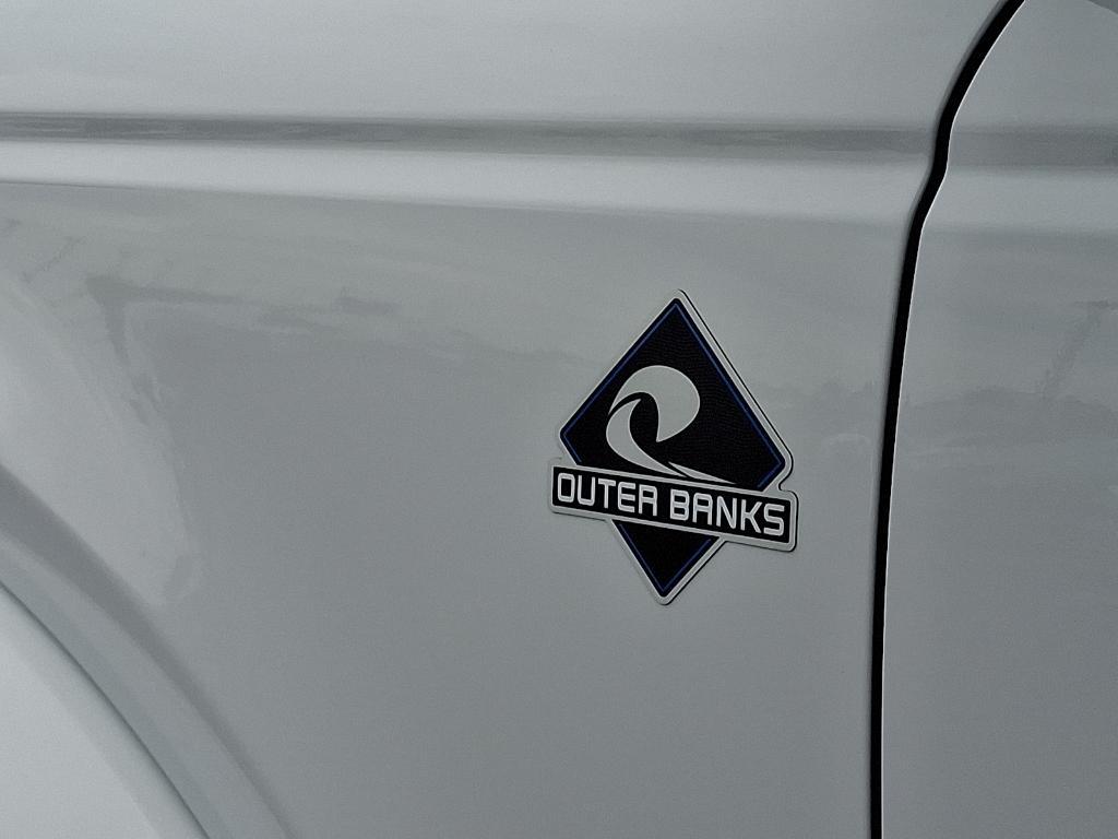 new 2025 Ford Bronco car, priced at $54,370