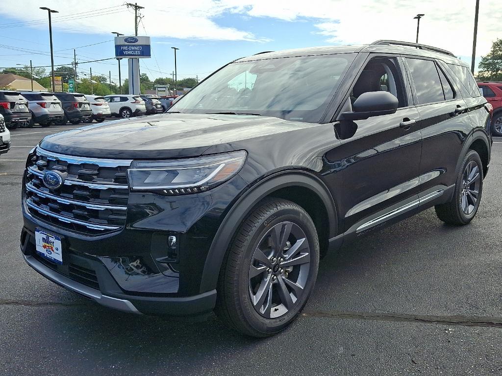 new 2025 Ford Explorer car, priced at $50,060
