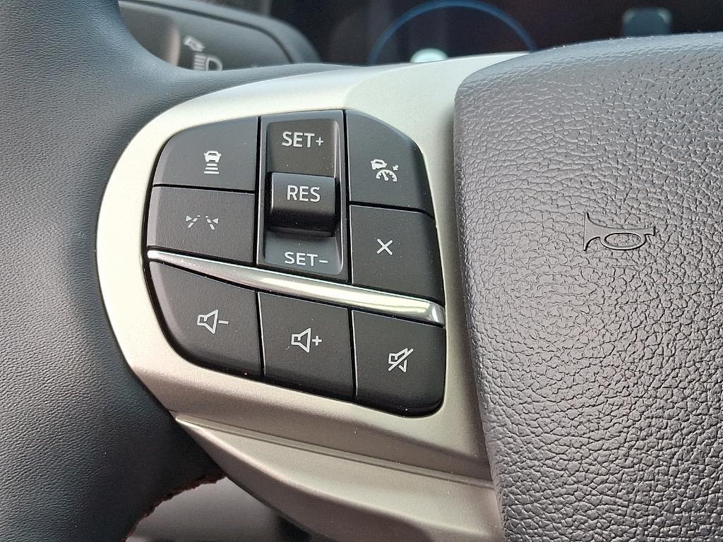 new 2025 Ford Explorer car, priced at $50,060