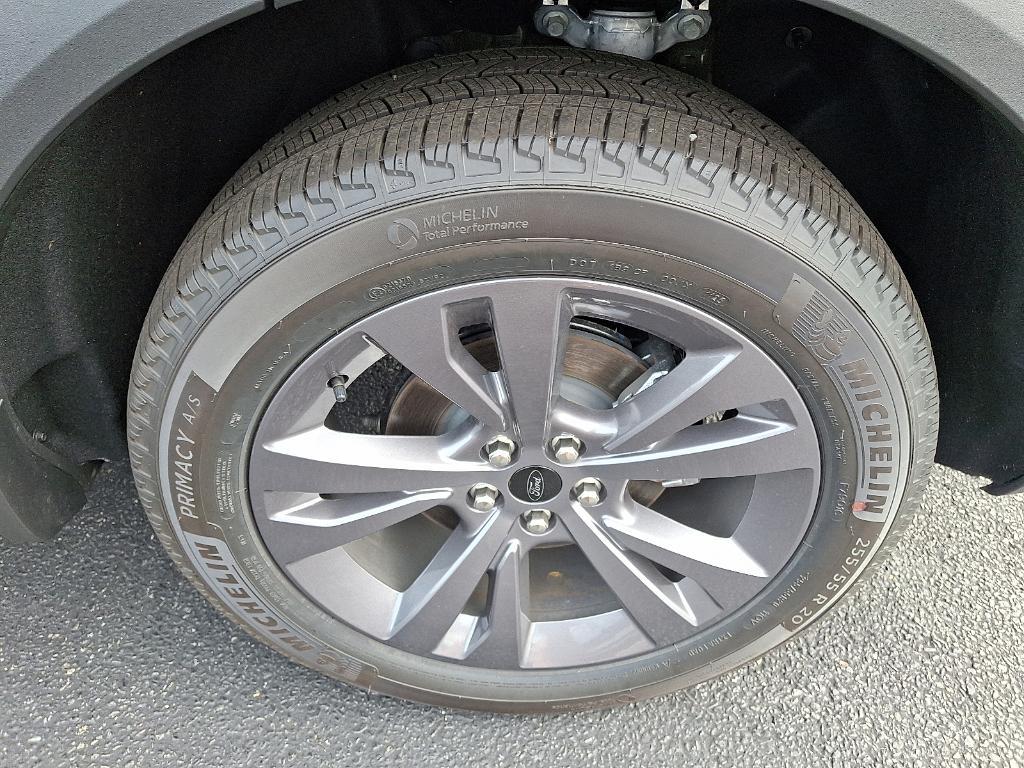 new 2025 Ford Explorer car, priced at $50,060