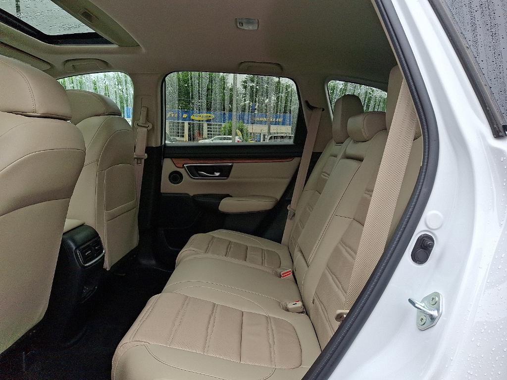 used 2022 Honda CR-V Hybrid car, priced at $29,990