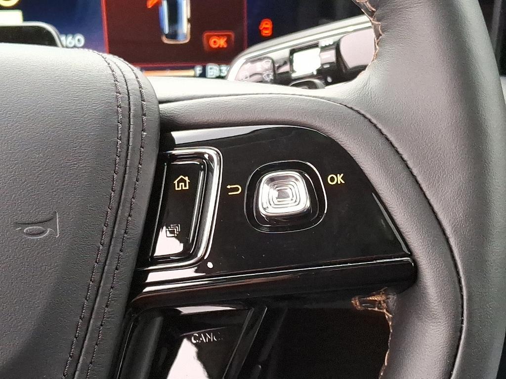 new 2025 Lincoln Aviator car, priced at $70,290