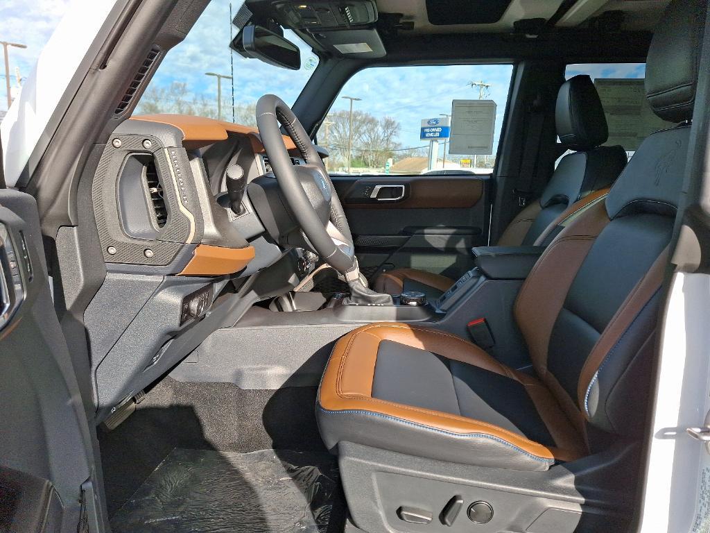 new 2024 Ford Bronco car, priced at $53,555