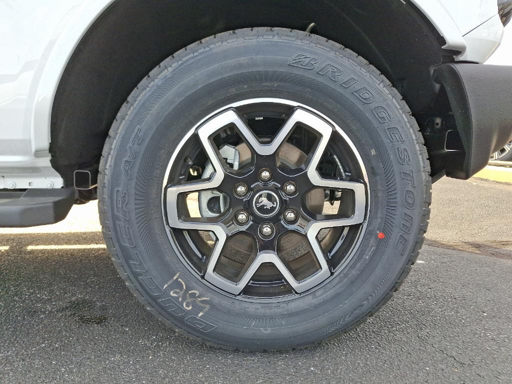 new 2024 Ford Bronco car, priced at $53,555