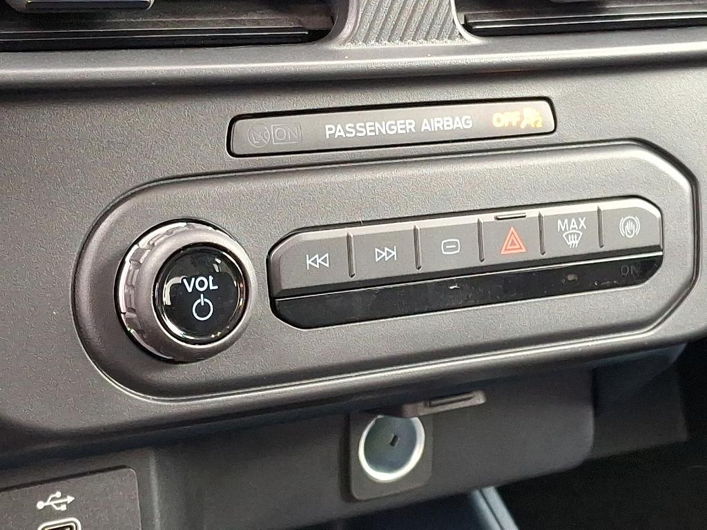 new 2025 Ford Maverick car, priced at $30,870