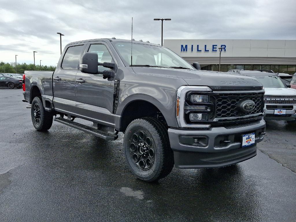 new 2025 Ford F-250 car, priced at $69,470