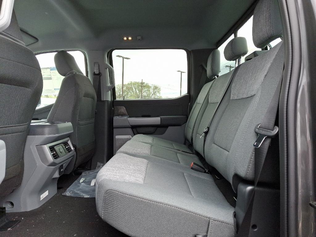 new 2025 Ford F-250 car, priced at $69,470
