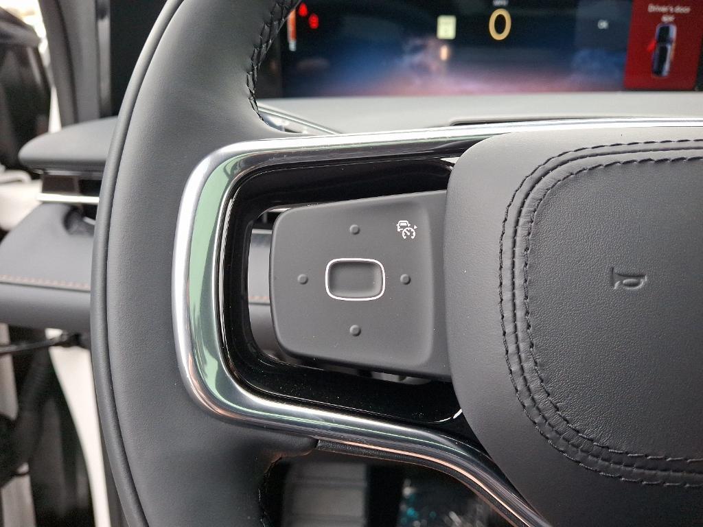 new 2025 Lincoln Nautilus car, priced at $64,020
