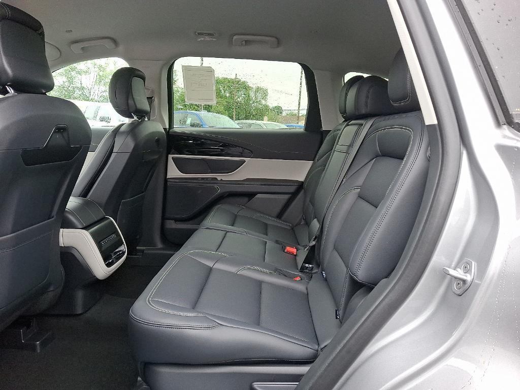 new 2025 Lincoln Nautilus car, priced at $53,735