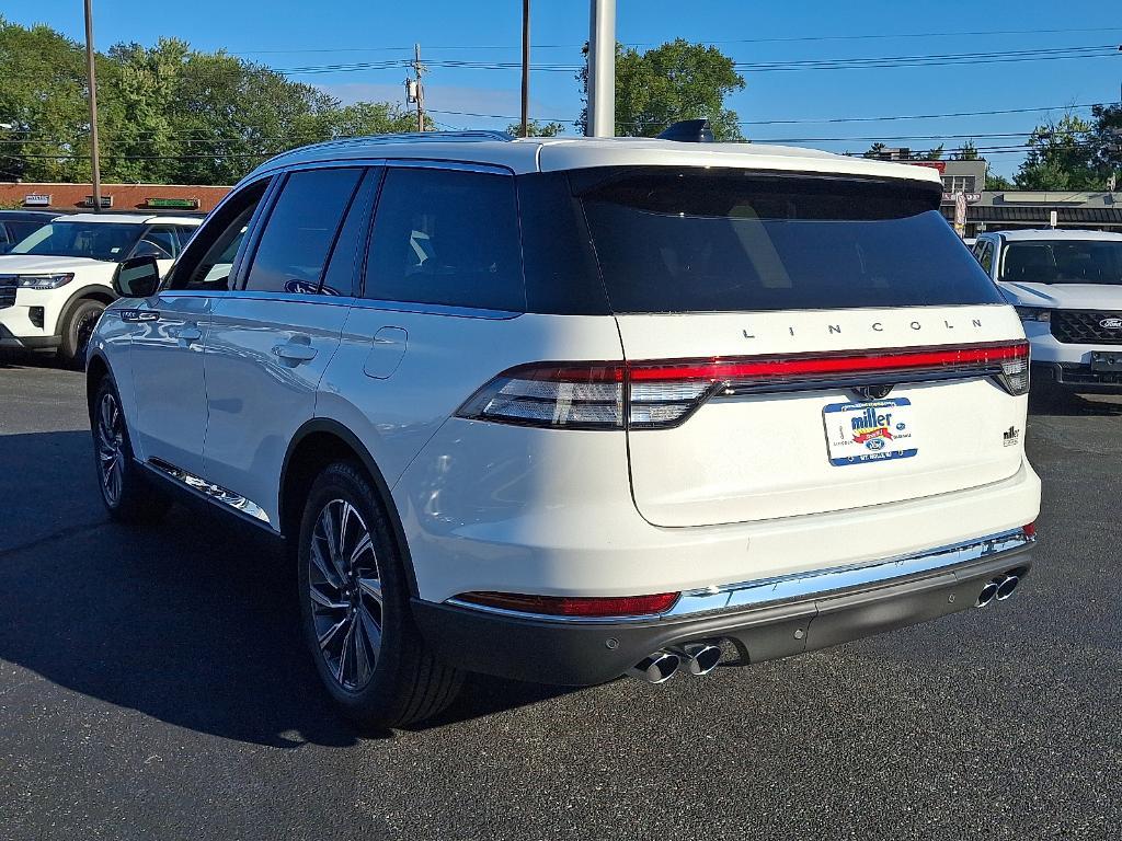 new 2025 Lincoln Aviator car, priced at $64,240