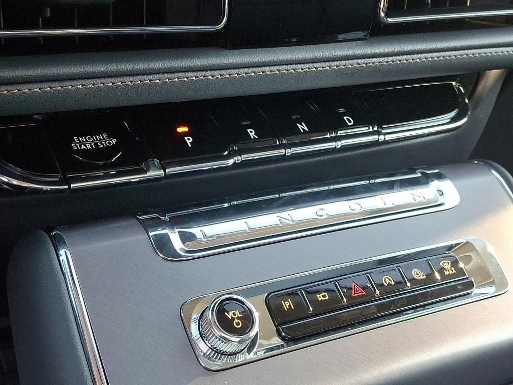 new 2025 Lincoln Aviator car, priced at $64,240