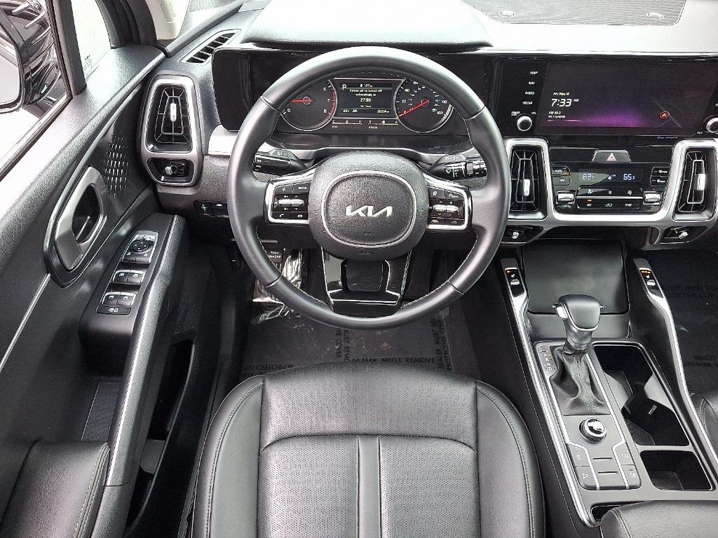 used 2023 Kia Sorento car, priced at $28,890