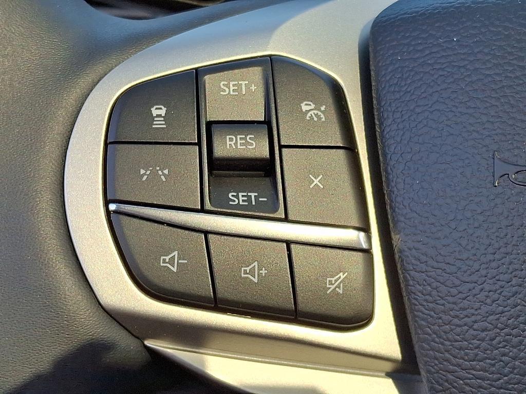 new 2025 Ford Explorer car, priced at $50,480