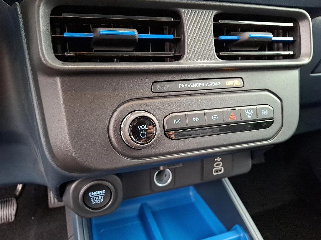 new 2025 Ford Maverick car, priced at $33,630