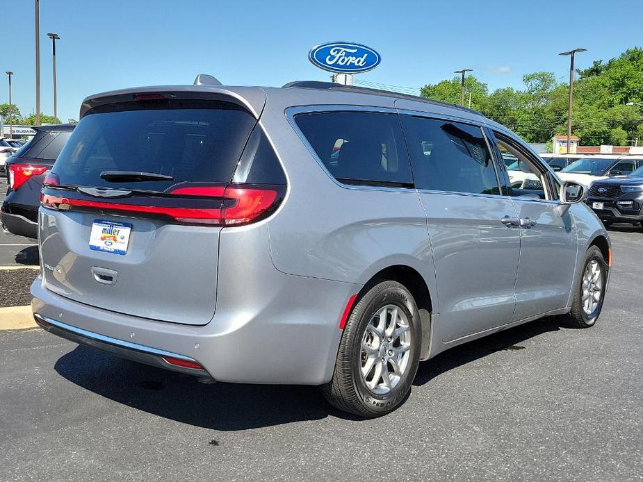 used 2021 Chrysler Pacifica car, priced at $26,895
