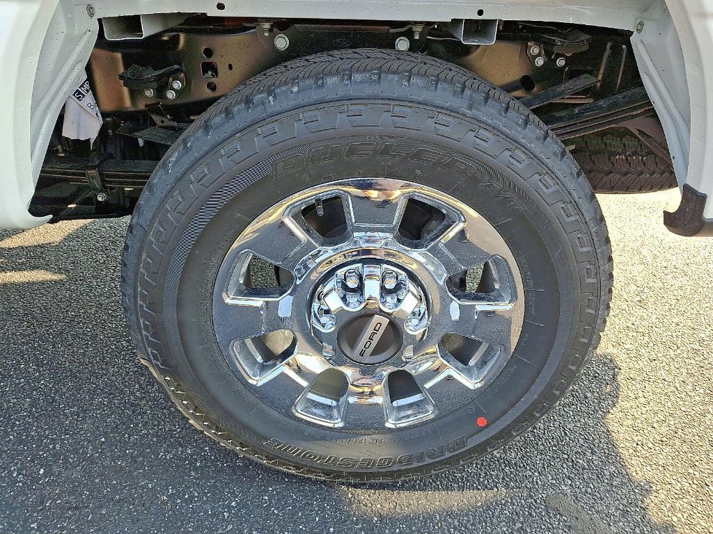 new 2025 Ford F-350 car, priced at $90,030