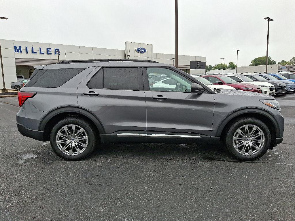 used 2025 Ford Explorer car, priced at $40,390