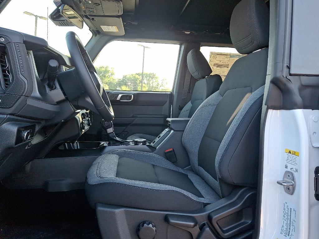 new 2025 Ford Bronco car, priced at $46,550