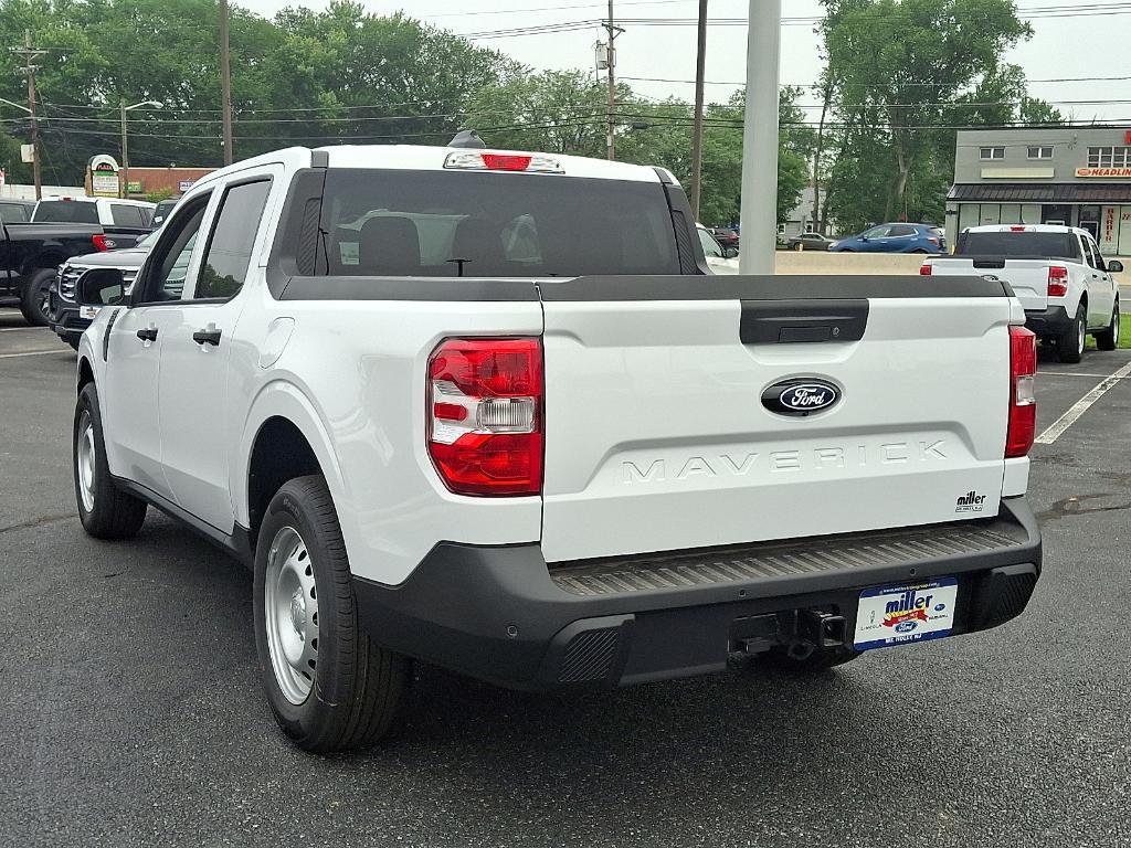 new 2025 Ford Maverick car, priced at $30,735