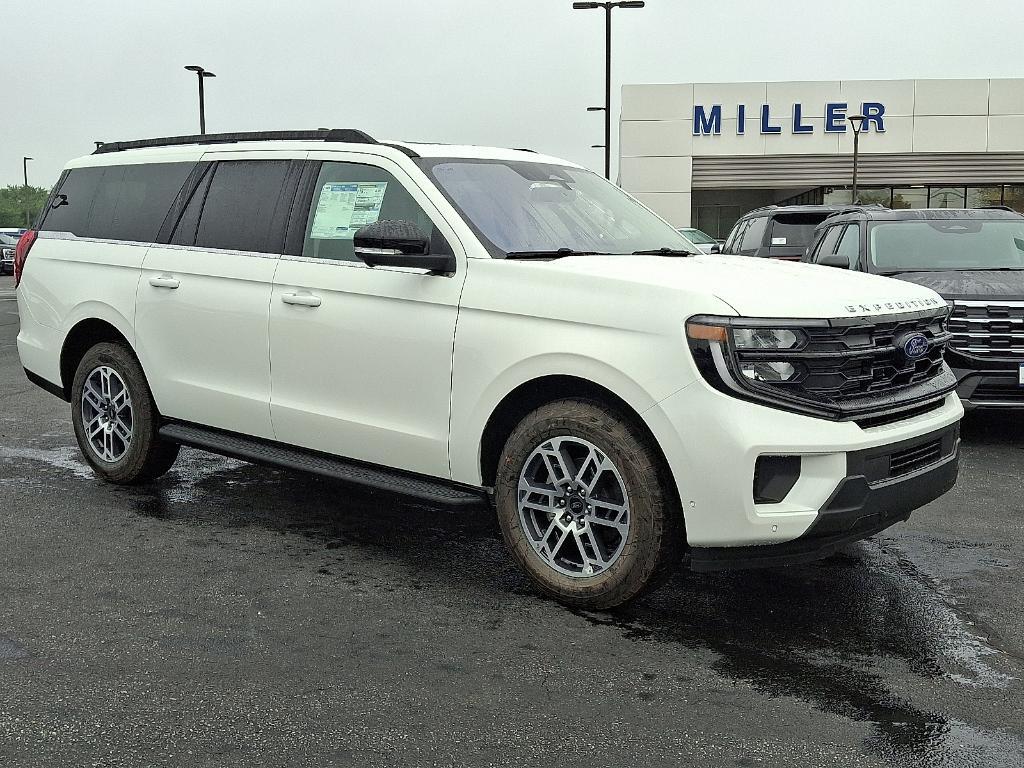 new 2025 Ford Expedition Max car, priced at $75,205