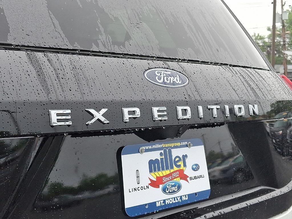new 2025 Ford Expedition Max car, priced at $75,205