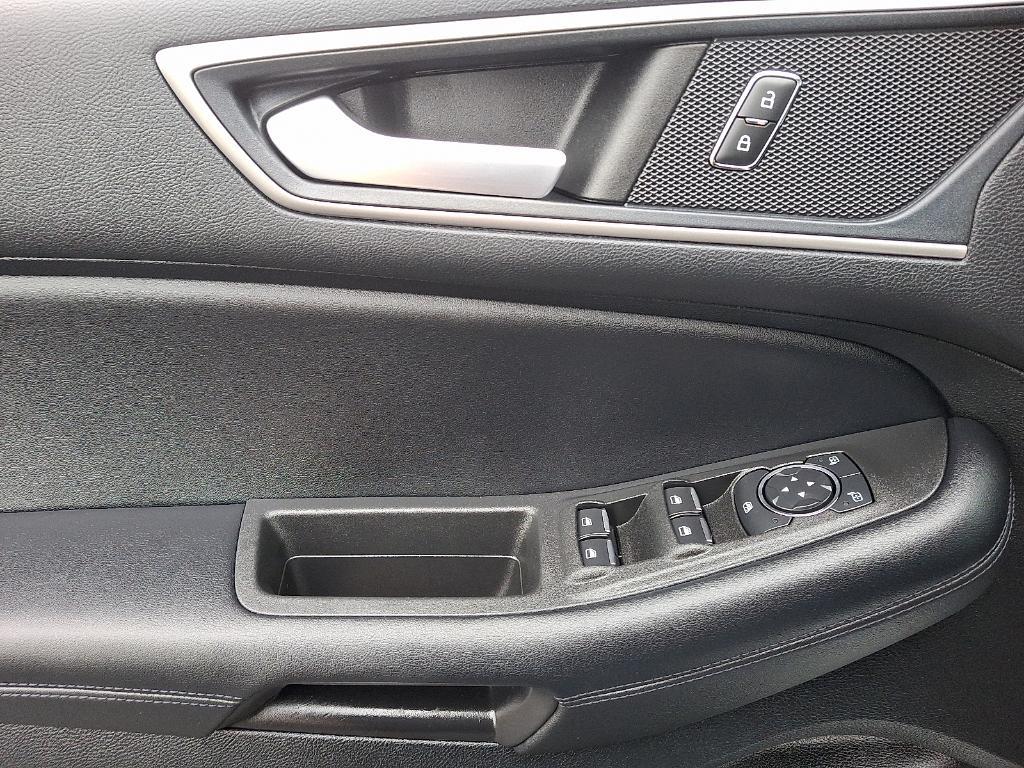 used 2022 Ford Edge car, priced at $26,995