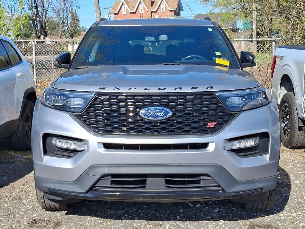 used 2022 Ford Explorer car, priced at $40,995