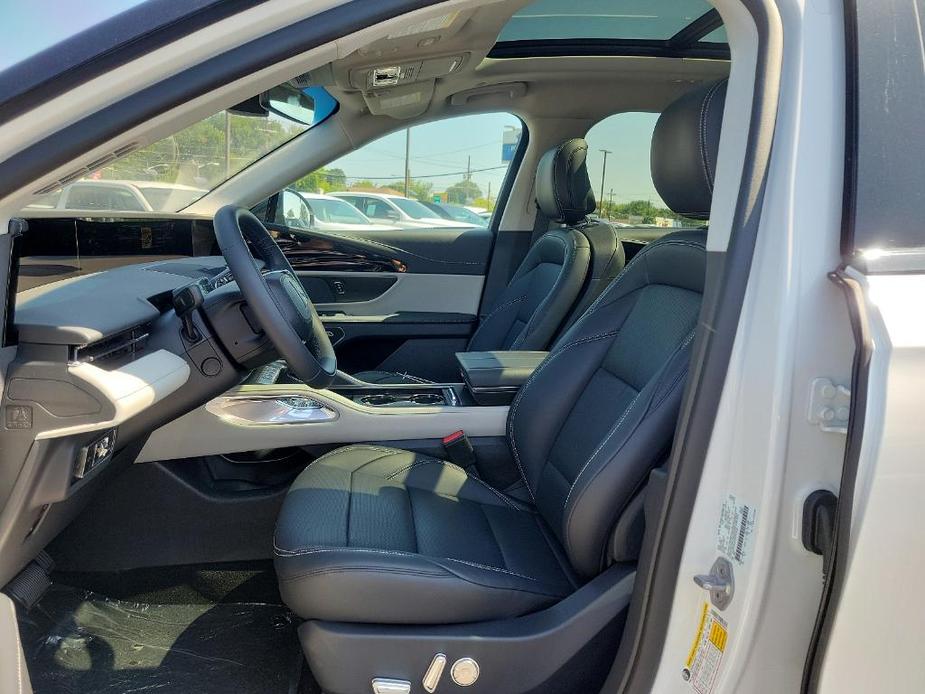 new 2024 Lincoln Nautilus car, priced at $59,335