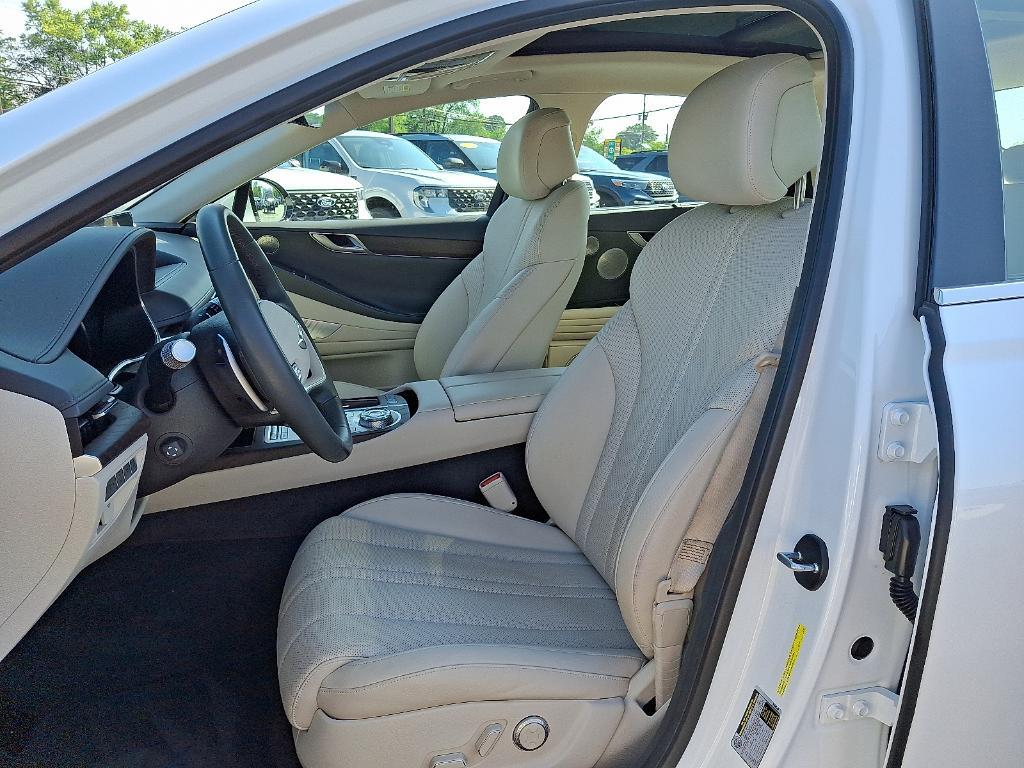 used 2021 Genesis G80 car, priced at $32,690