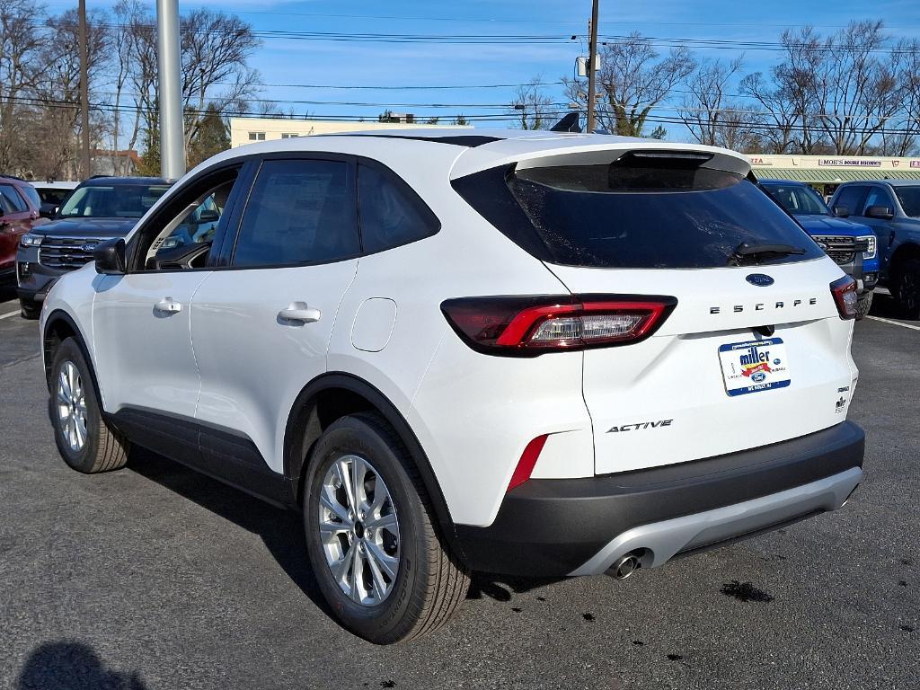 new 2025 Ford Escape car, priced at $30,445