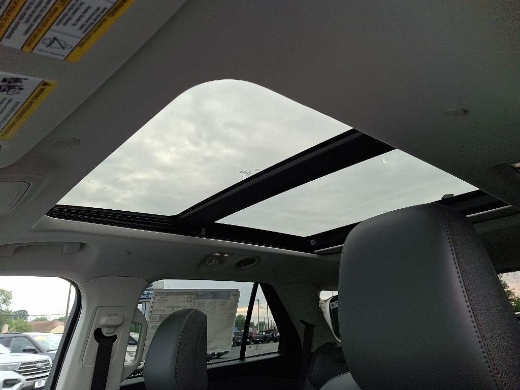 new 2025 Ford Explorer car, priced at $50,895