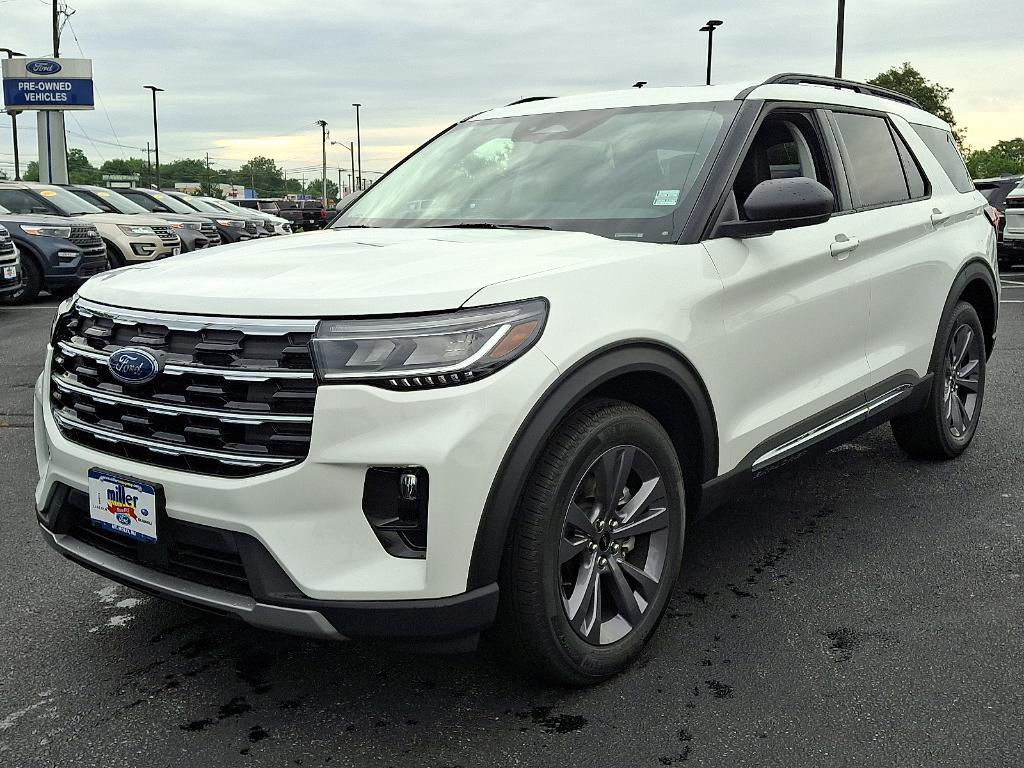 new 2025 Ford Explorer car, priced at $50,895
