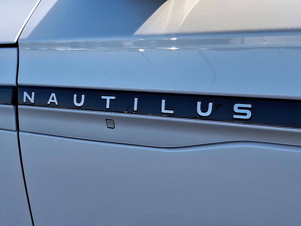 new 2024 Lincoln Nautilus car, priced at $62,970