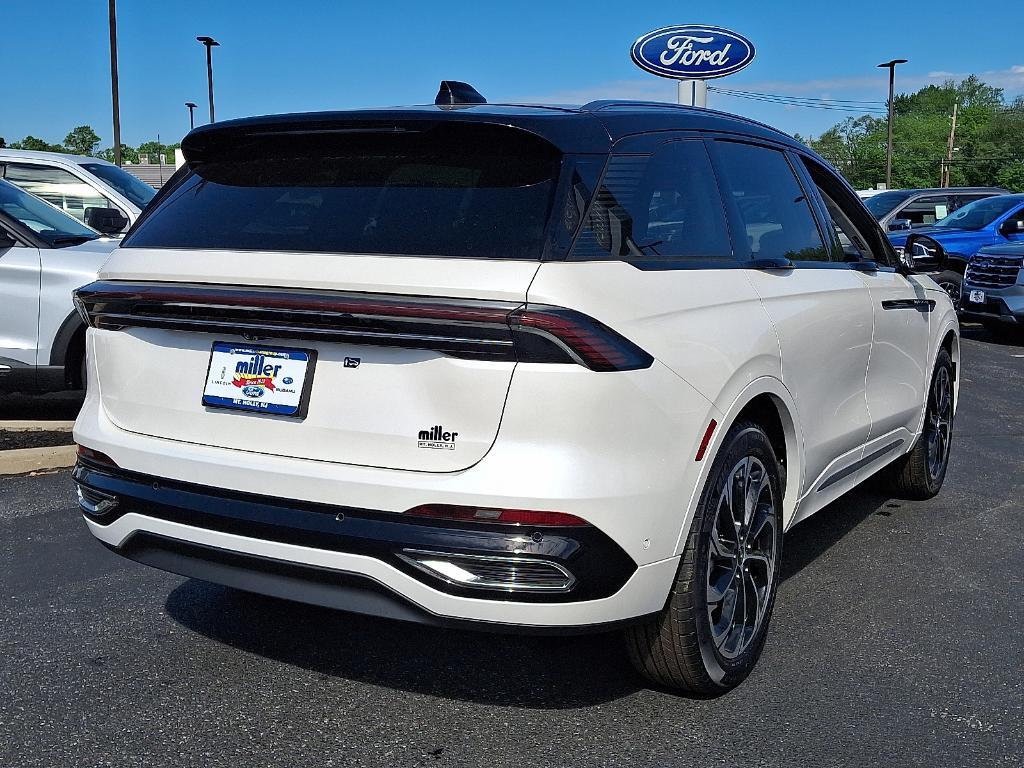 new 2024 Lincoln Nautilus car, priced at $62,970