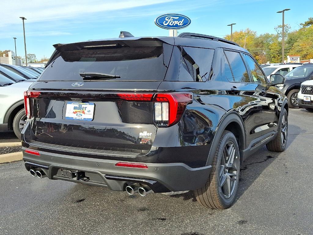 new 2025 Ford Explorer car, priced at $59,360