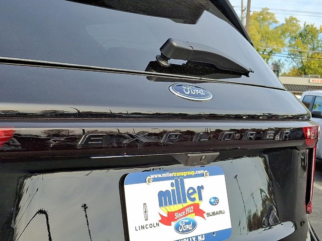 new 2025 Ford Explorer car, priced at $59,360