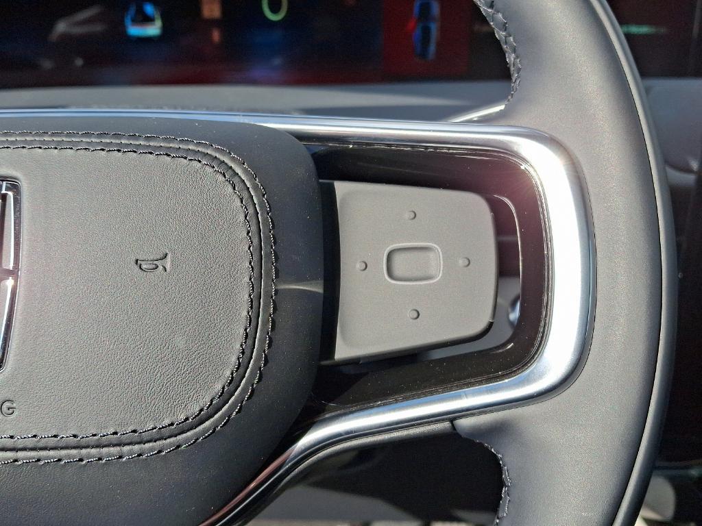 new 2025 Lincoln Nautilus car, priced at $65,455