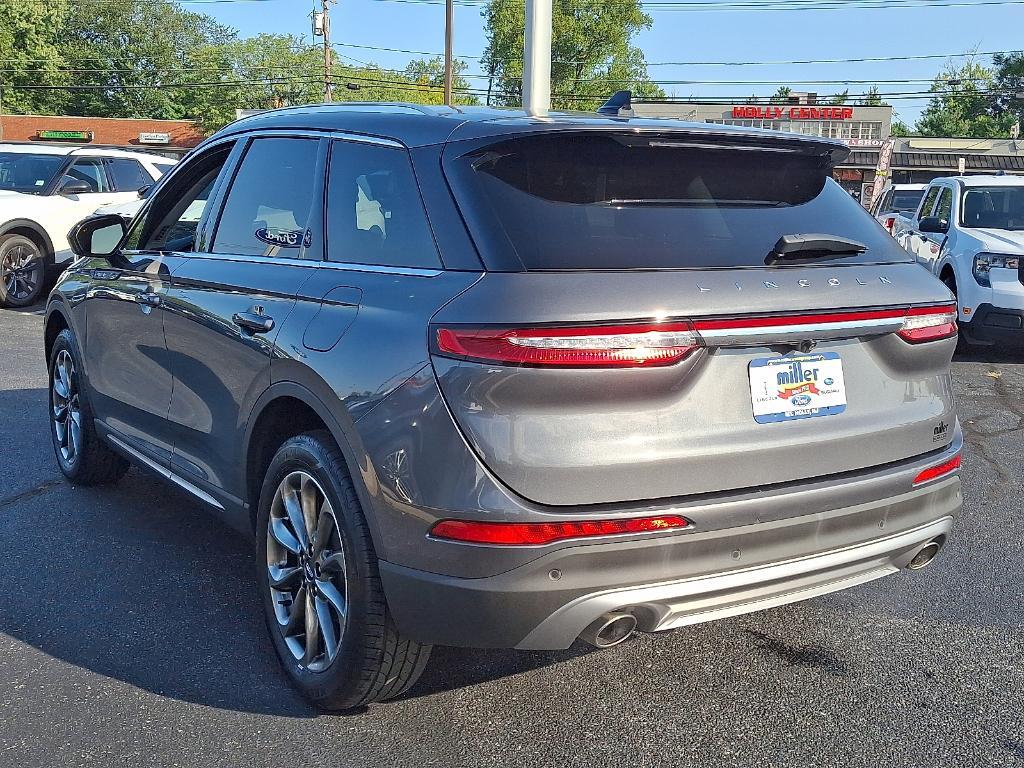used 2022 Lincoln Corsair car, priced at $29,391
