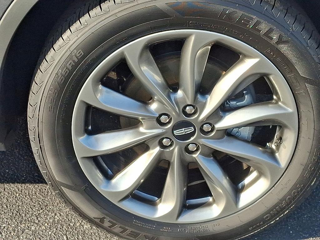 used 2022 Lincoln Corsair car, priced at $29,391