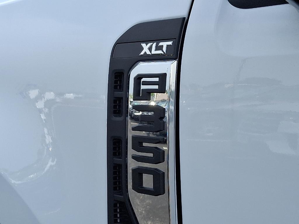 new 2025 Ford F-350 car, priced at $74,295