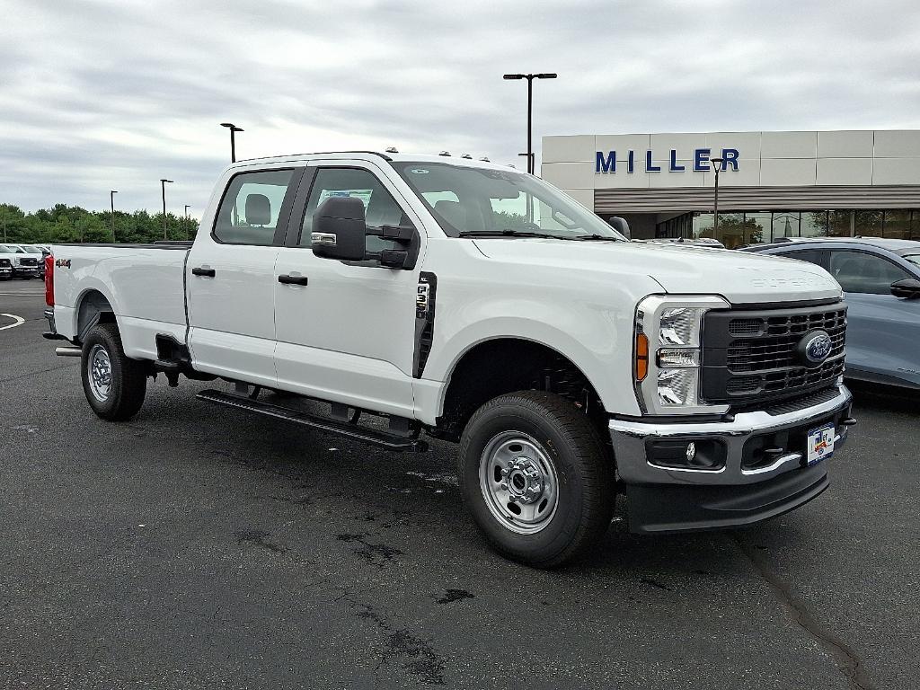 new 2025 Ford F-350 car, priced at $58,255