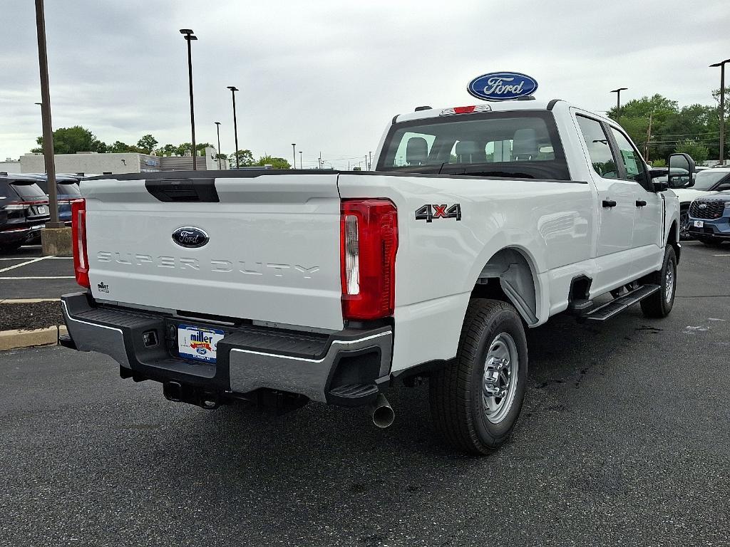 new 2025 Ford F-350 car, priced at $58,255