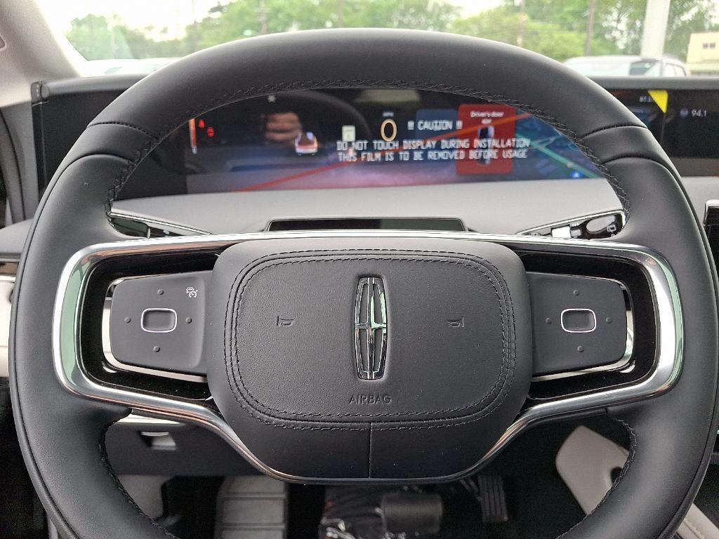 new 2025 Lincoln Nautilus car, priced at $61,270