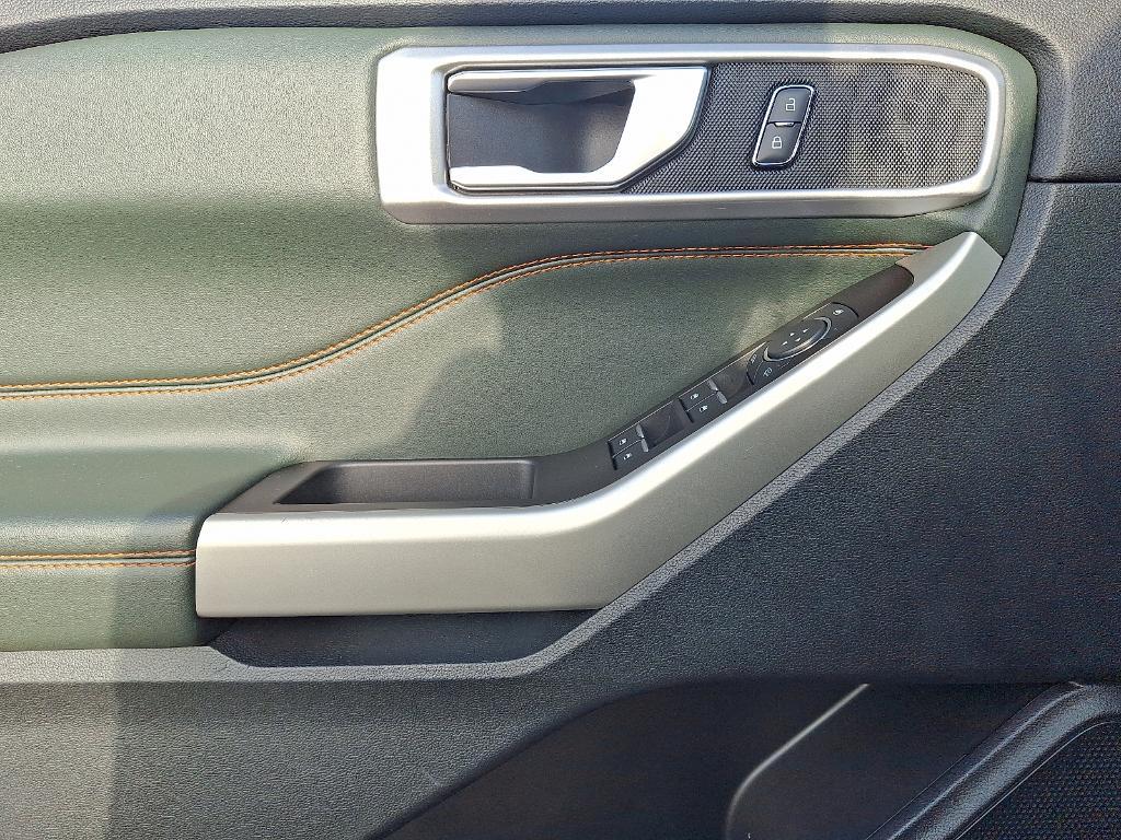 used 2022 Ford Explorer car, priced at $33,095