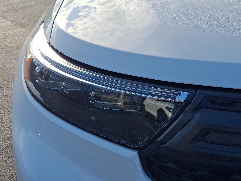 used 2022 Ford Explorer car, priced at $33,095