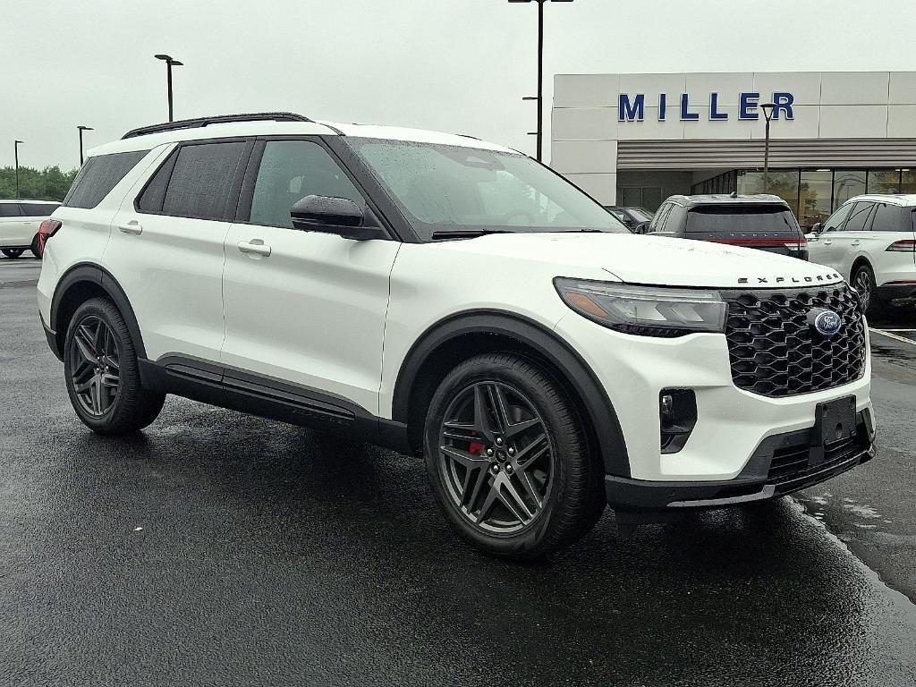 new 2025 Ford Explorer car, priced at $62,085