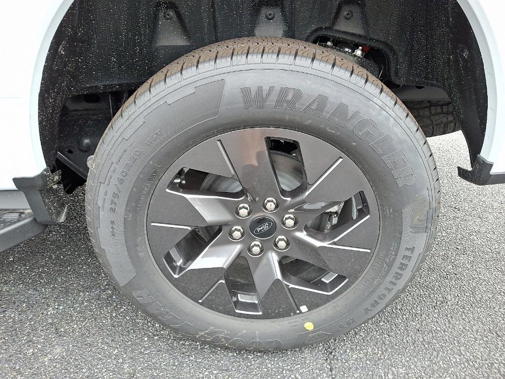 new 2025 Ford F-150 Lightning car, priced at $72,595