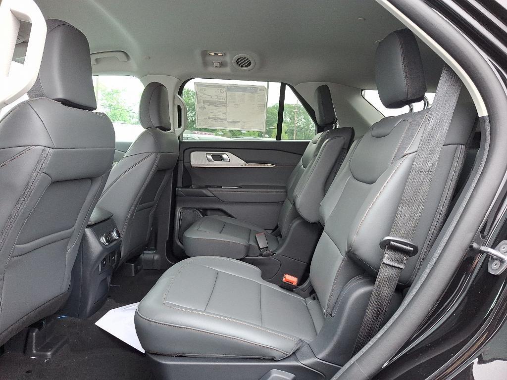 new 2025 Ford Explorer car, priced at $48,585